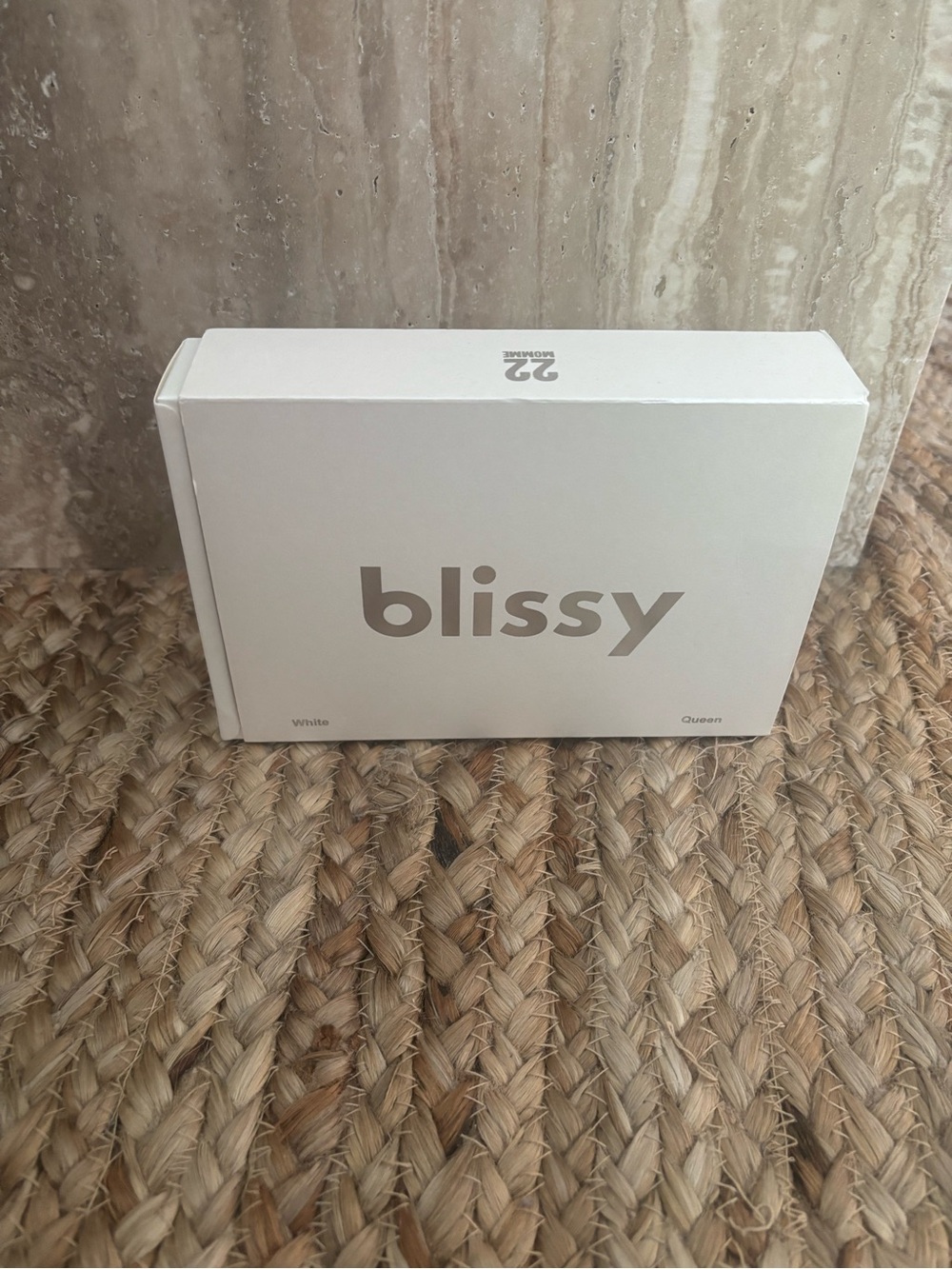 Brand new Blissy 100% pure mulberry silk pillowcase